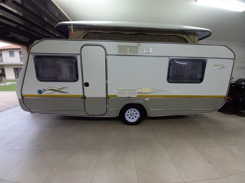 2012 Jurgens Penta caravan